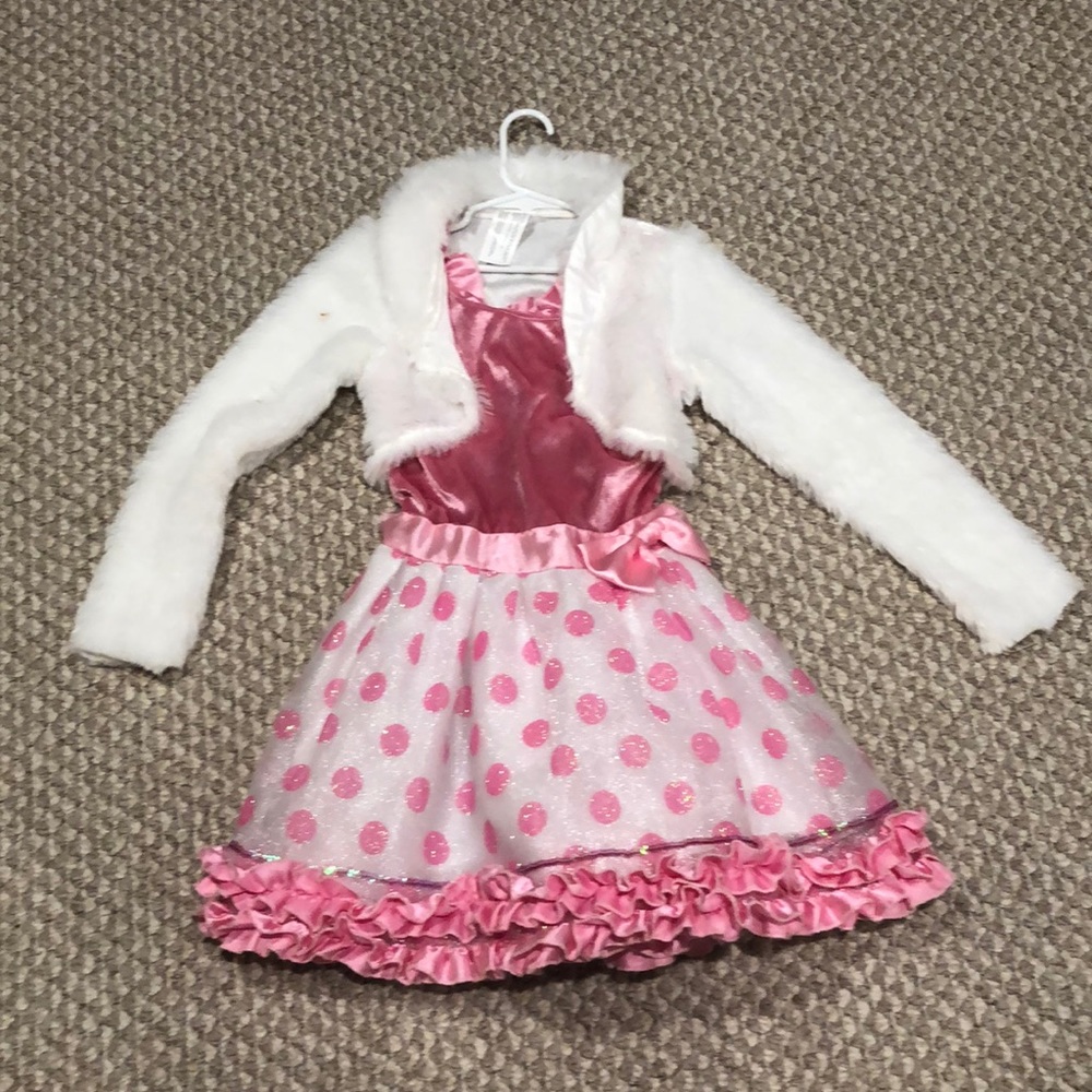 Girls costume.